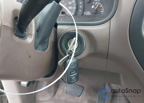 2004 Toyota Tundra Sr5 V8 z USA, uszkodzony, nr VIN 5TBET34114S455100